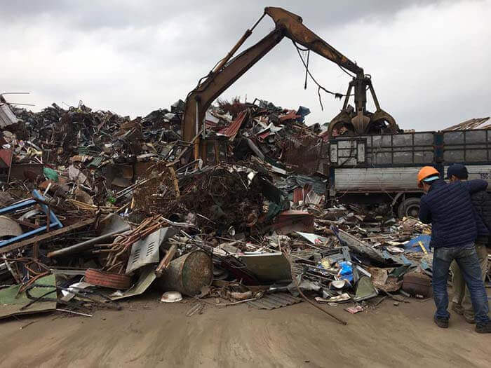 Thu mua phế liệu quận 5 giá cao tại 24h